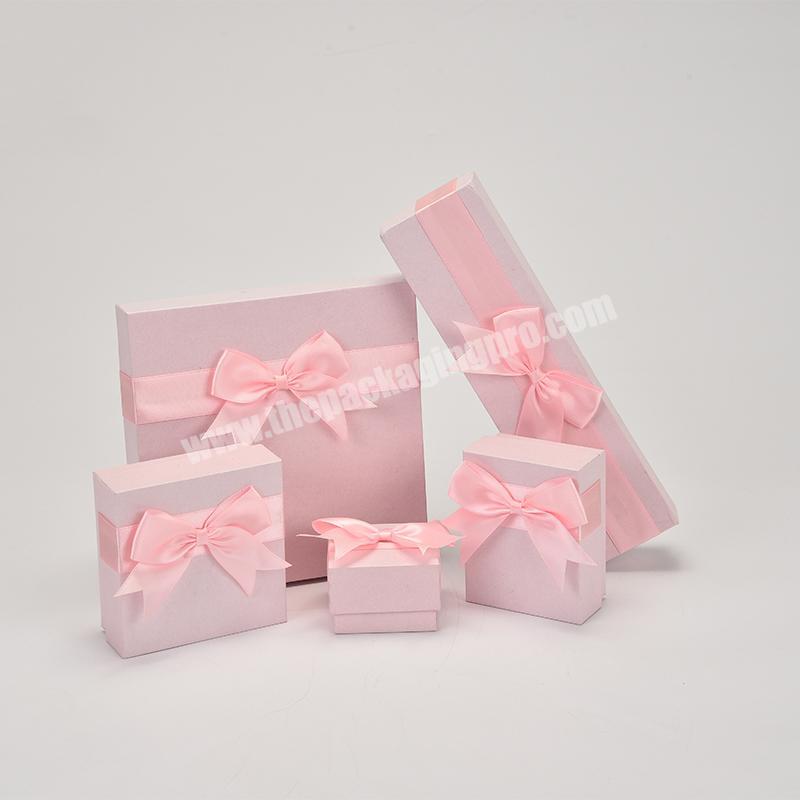 Romantic sweet high quality custom logo luxury square jewellery gift box