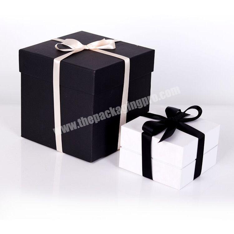 wholesale printed christmas cardboard black/white gift boxes with ribbon