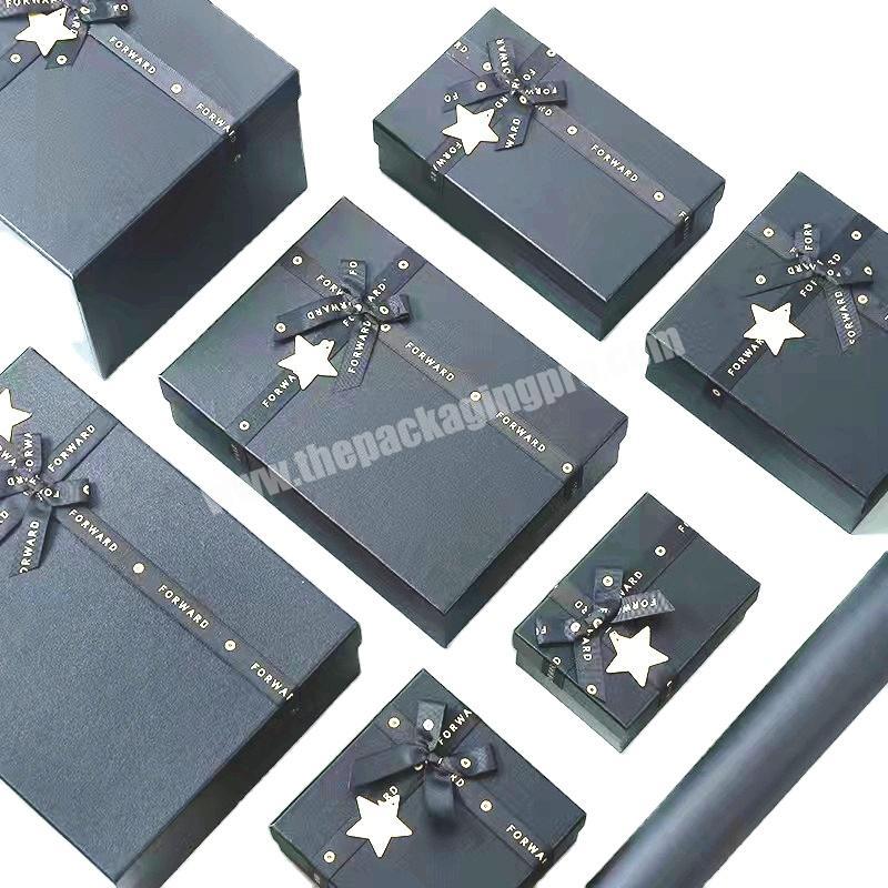Customized Fancy Gift Box with Star-shaped Sequins Decoration