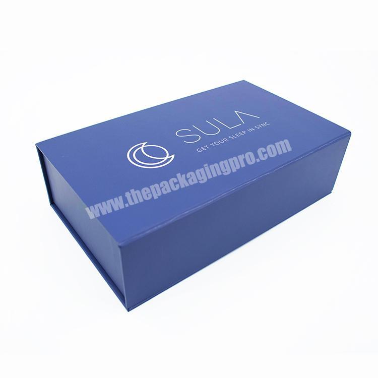 Luxury Custom Printed Cardboard Magnetic Closure Book Shaped Packaging with black foam insert