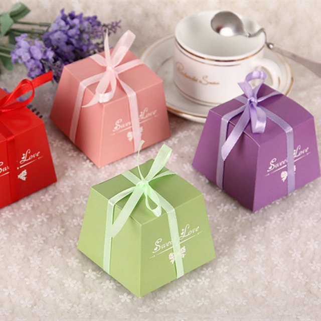 100pcs Sweet Love Candy Boxes Wedding Package Gifts Box for wedding decorations or holiday and Party supplies