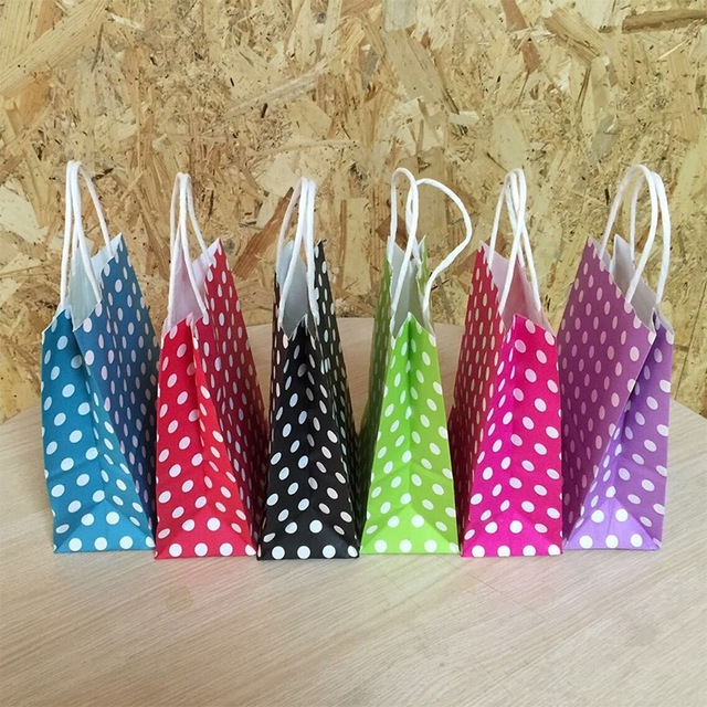 10PCS 21*15*8cm Polka Dot kraft paper gift bag Festival Paper bag with handles Fashionable jewellery bags wedding birthday party