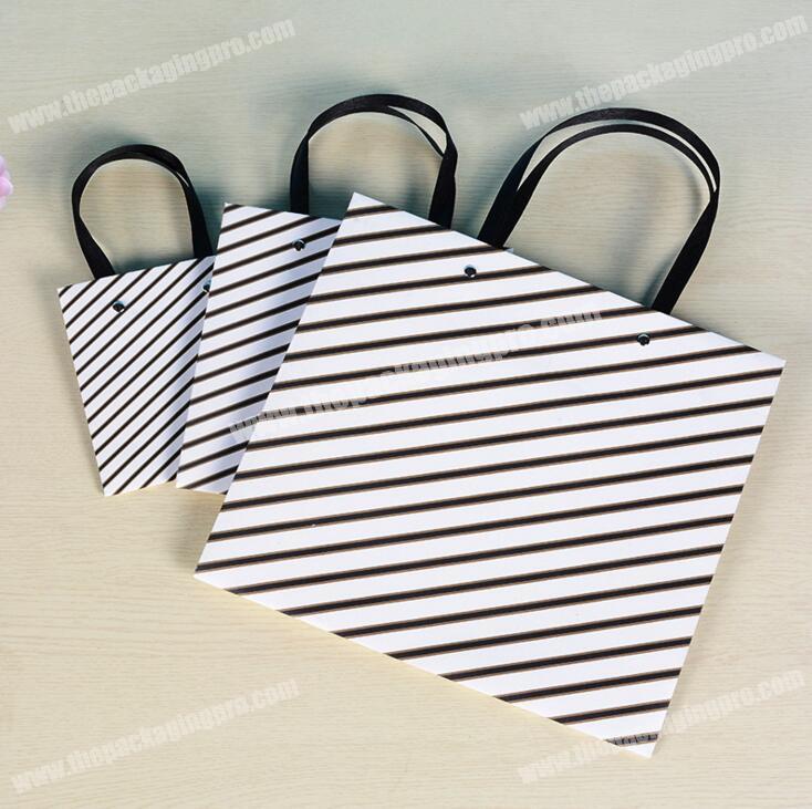 2018 new products China alibaba jewelry printed paper carry bag