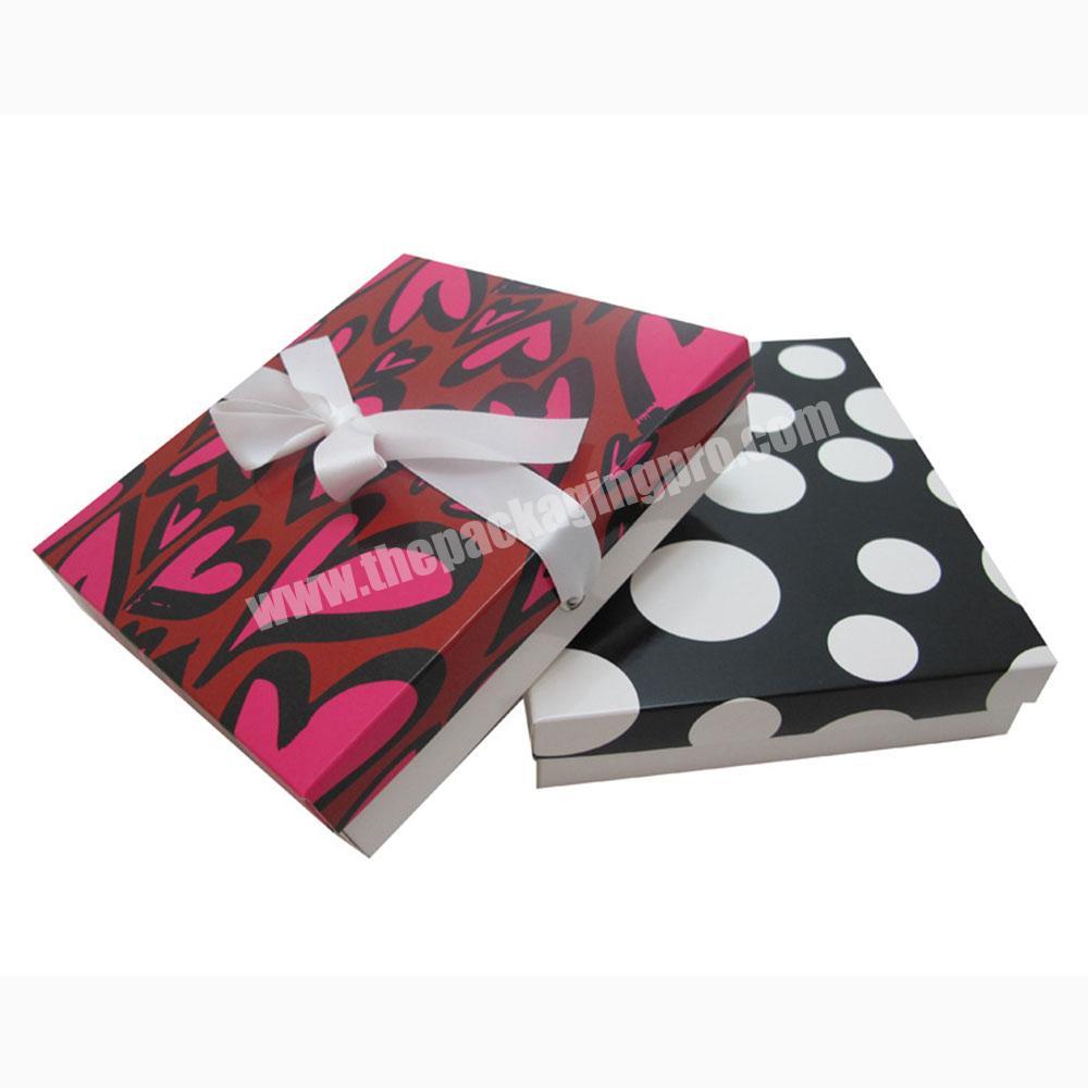2019 Fancy Design Custom Women Underwear Lingerie Sex Bra Cloth Gift Packaging Box Packaging With Ribbon