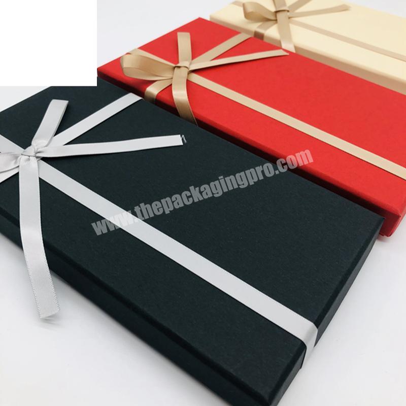 2019 Luxury customized hot stamping logo paper box large gift box for chocolate