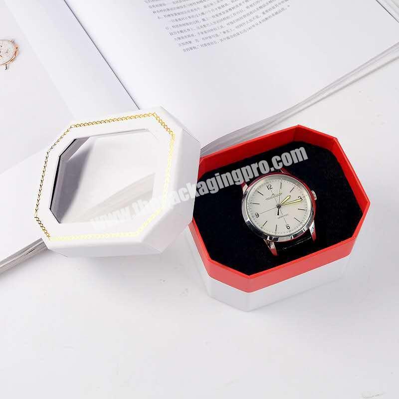 2020 Amazon best-selling octagonal watch box has an octagonal lid with a window on it