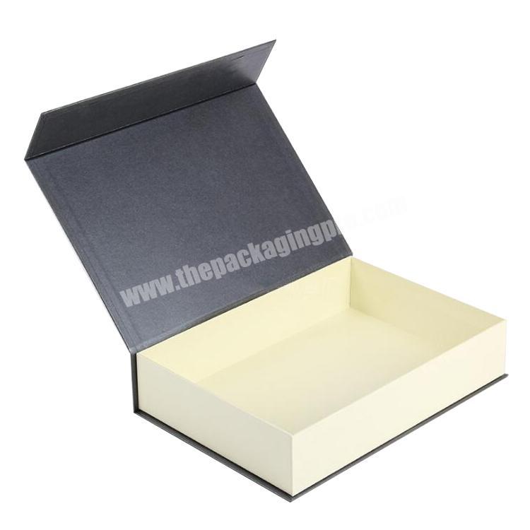 2020 Custom luxury paper packaging magnetic closure gift box