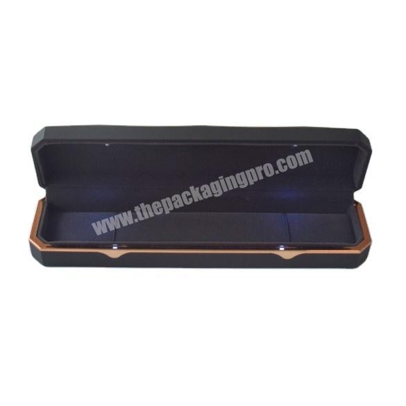 2020 hot sale popular black color stylish and fashionable LED light Jewelry chain Box or necklace box size 24 x 6 x 4cm