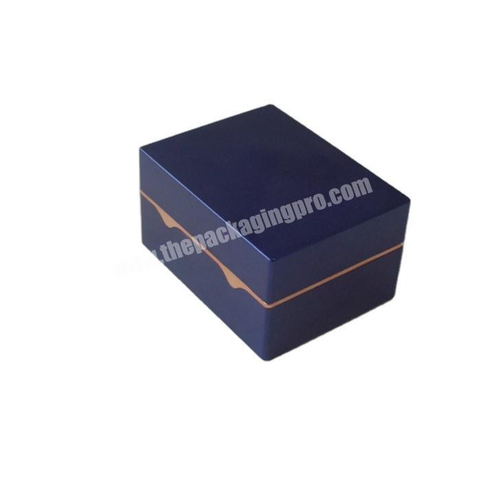 2020 hot sale popular stylish fashionable LED light pearl blue color rubber painting Pendant Box and bracelet box bangle box