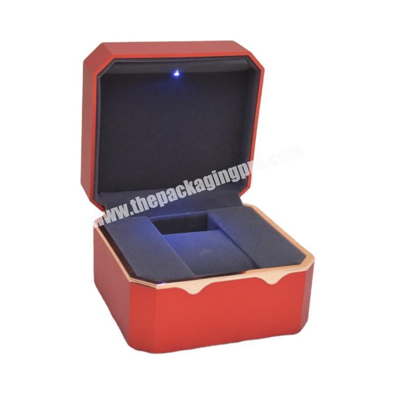 2020 hot sale stock available LED Jewelry Display single and fashionable watch Box size 11.5x11x8cm
