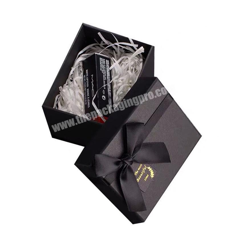 2020 New custom design decorative cardboard gift boxes with lids for lip gloss tubes packaging with ribbon bow
