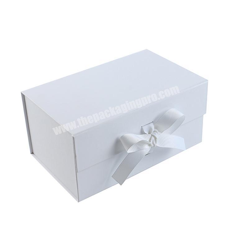 2020 Wholesale Custom Logo Printed Sample Folding Gift box Packaging with ribbon