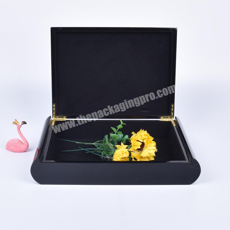 Luxury Custom Fancy Shape Black Piano Lacuqer Wood Packaging Box