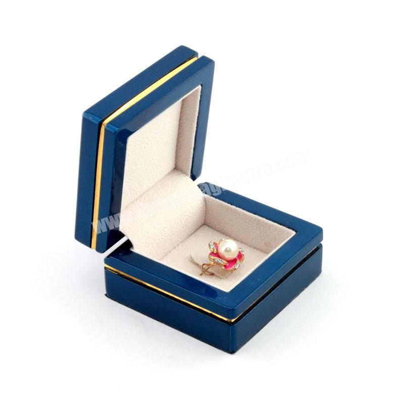 Custom Elegant Wooden Ring Jewelry Gift Box