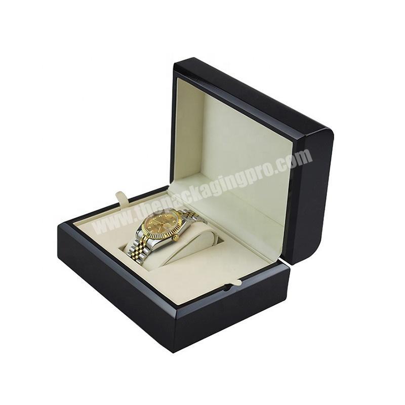 Luxury Custom Logo Single Black Glossy Lacquered Wooden Watch Box