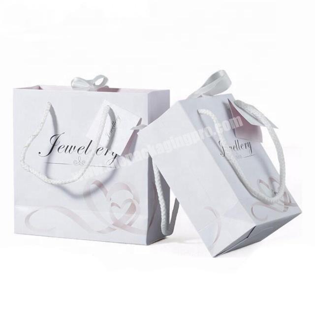 Factory wholesale custom design logo white paper gift bags for jewelry packaging