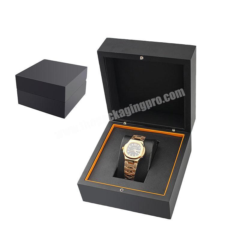 Stock Customized High Quality Black Matte Painting Wooden Single Watch Box