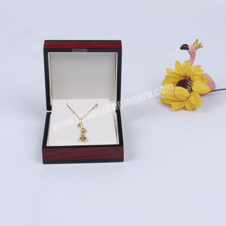 High End Customized Wood Necklace Jewelry Package Box