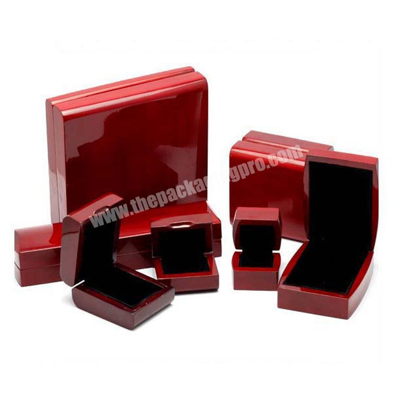 Professional Red Color Wooden Jewelry Set Box With Flocking Velvet For Any Jewelry
