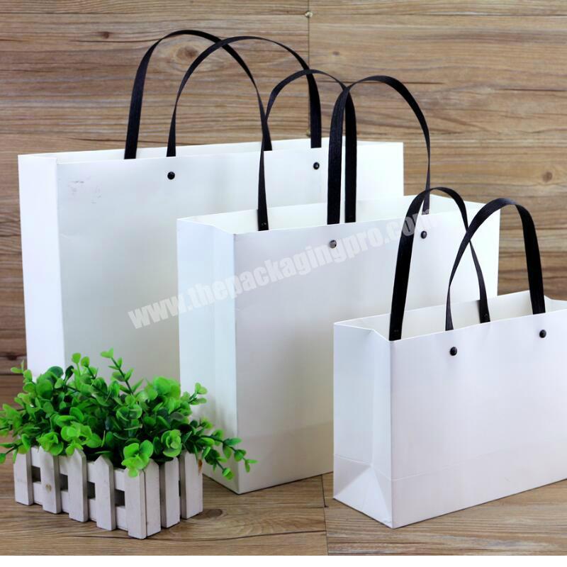 Custom White Black Kraft Paper Bag For Shopping
