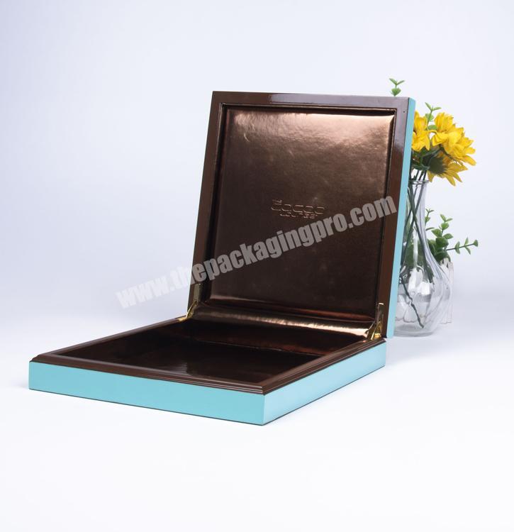 Luxury Custom Logo Blue Wood Lacquer Date Packing Boxes For Ramadan