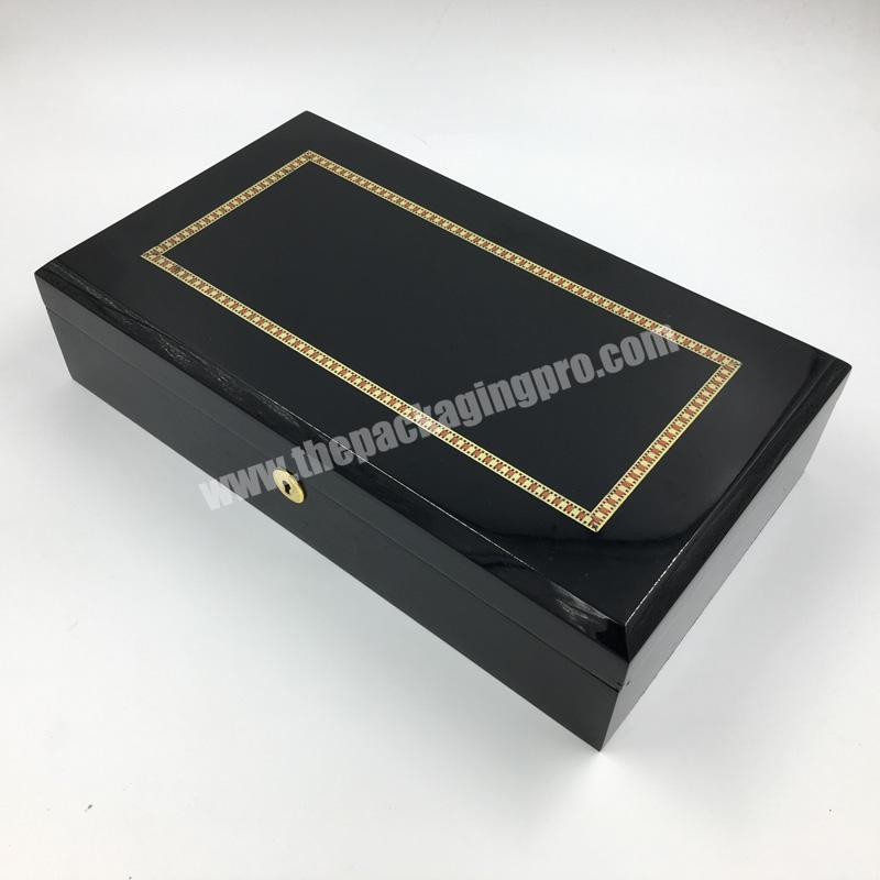 Black Lacquer Glossy Finishing MDF Wooden 12 Slots Watches Box With Key Lock