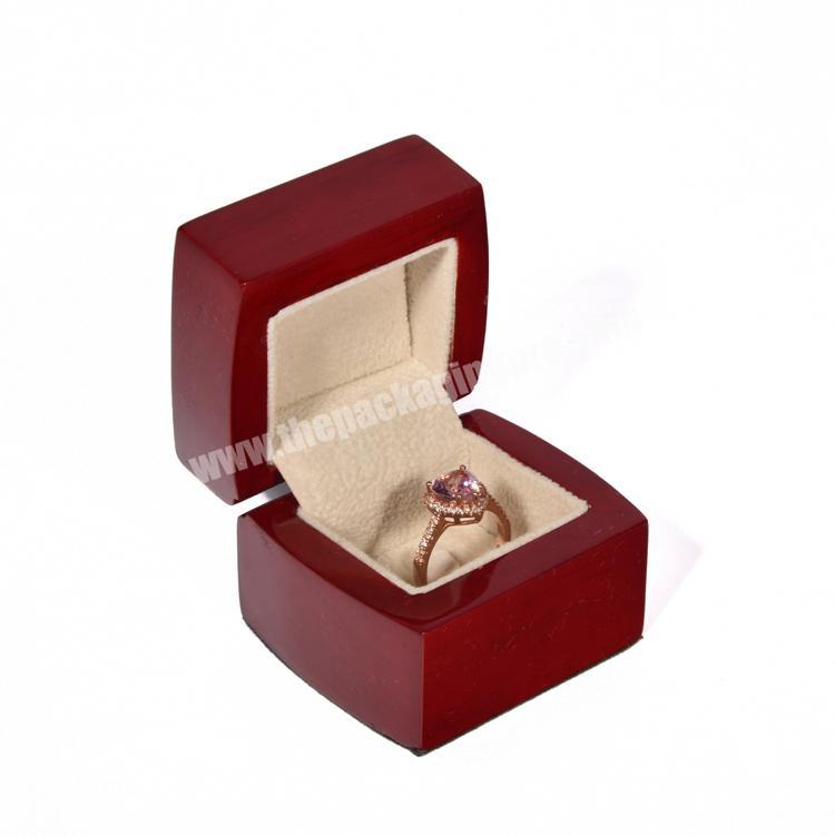 Free Red Wooden Packaging Small Gift Jewellery Engagement Ring Box Wedding Oak Wood