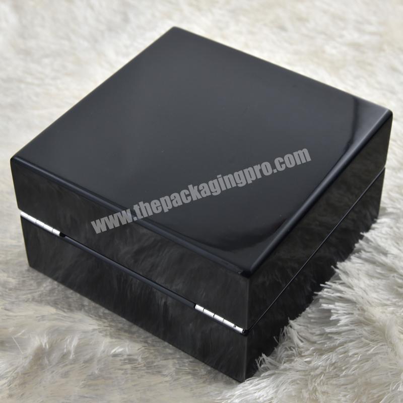 Custom high quality  luxury black piano lacquer wood watch box