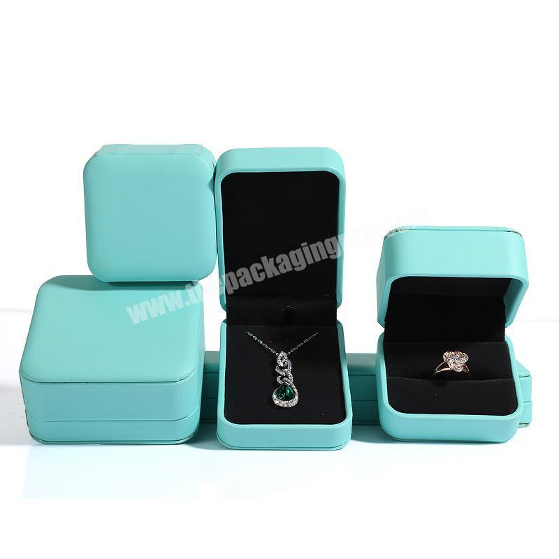 High level of class leather green logo custom pu jewelry boxes