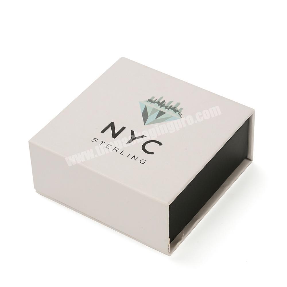 Zhe Jiang Flap Lid Packaging Cardboard Bespoke Custom Magnetic Closure Gift Box