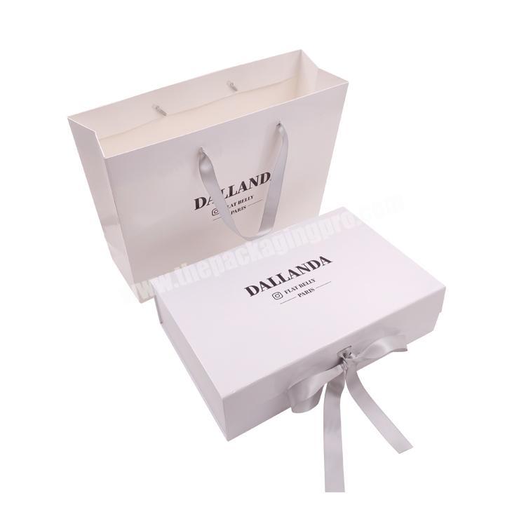 luxury magnetic flap gift boxes and gift bags set for gift