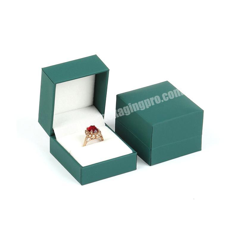wholesale high end green plastic Custom logo jewelry ring box