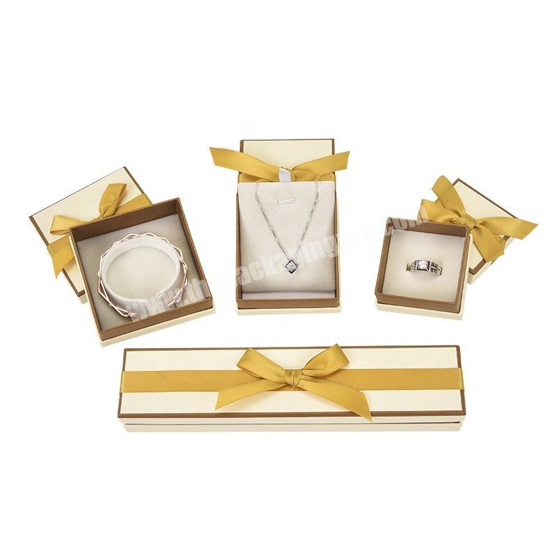 luxury China product customized logo yellow cardboard bow jewellery packaging boxes