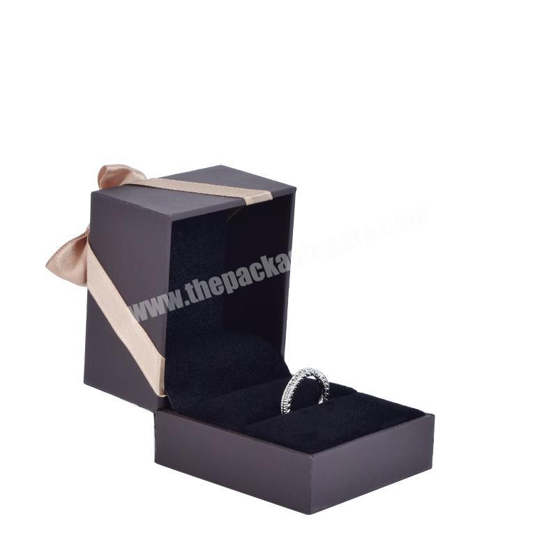 Custom plastics boxes jewellery engagement ring packaging box