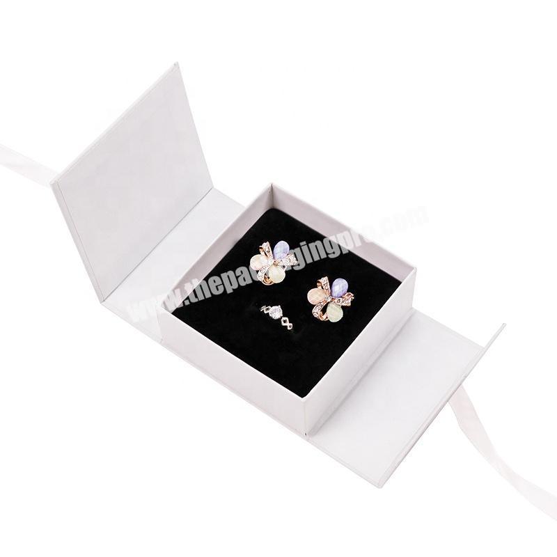 black and white jewelry box ribbon' black and white jewelry box with ribbon' black and white jewelry box ribbon