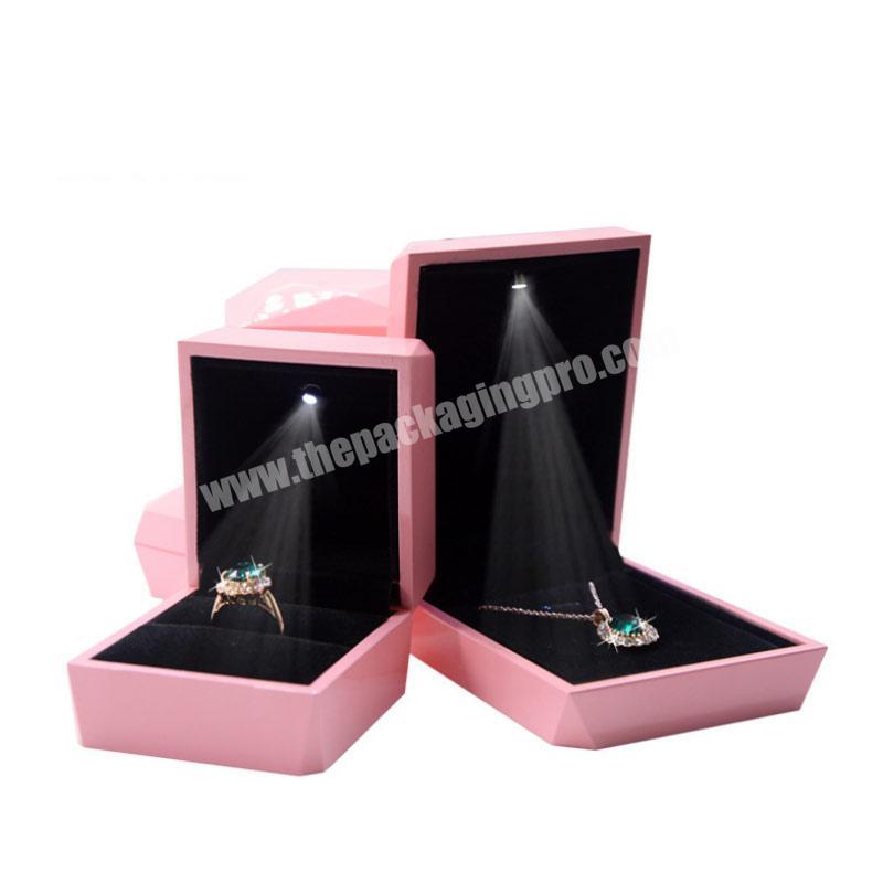 Popular Proposal Wedding Pink Led Jewelry Box Light For Ring Necklace