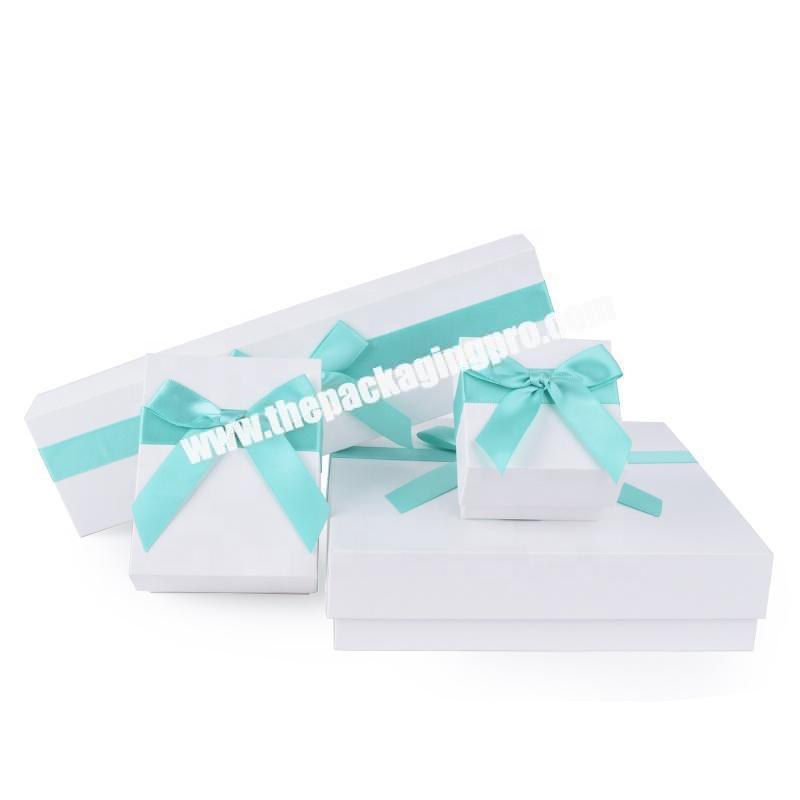 wholesale fancy  cardboard custom gift boxes packaging  with green ribbon butterfly  paper box
