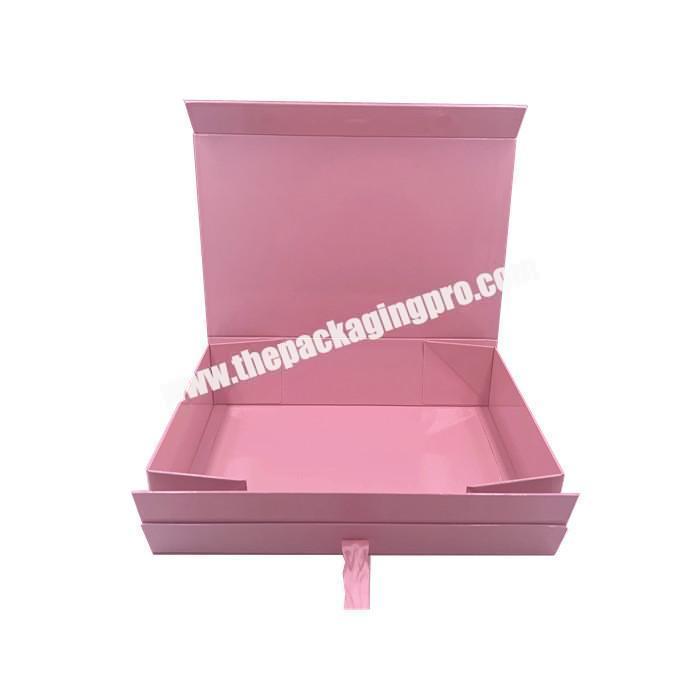 Shenzhen Paper Folding Small White Gift Packaging Boxes Luxury Magnetic Gift Box Rigid For Clothing Cosmetic Makeup