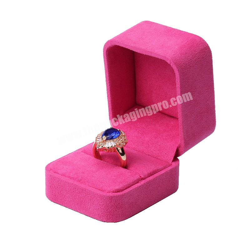2020 Luxury pink custom velvet ring box, customized jewelry  packaging, gift package