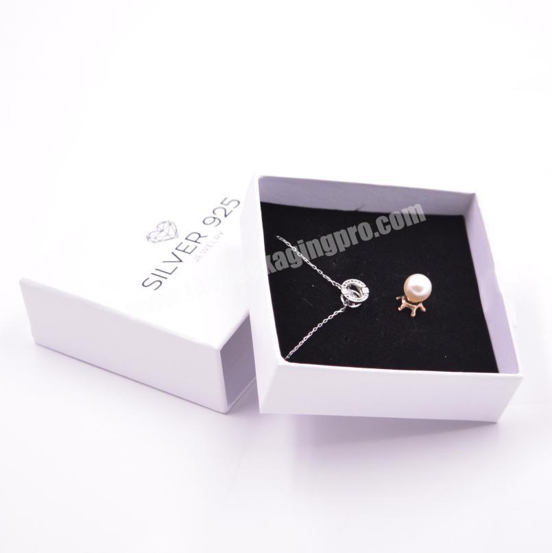 Custom Necklaces Pendants Bracelets Rings Earrings Packaging Gift Jeweley Paper Gift Box