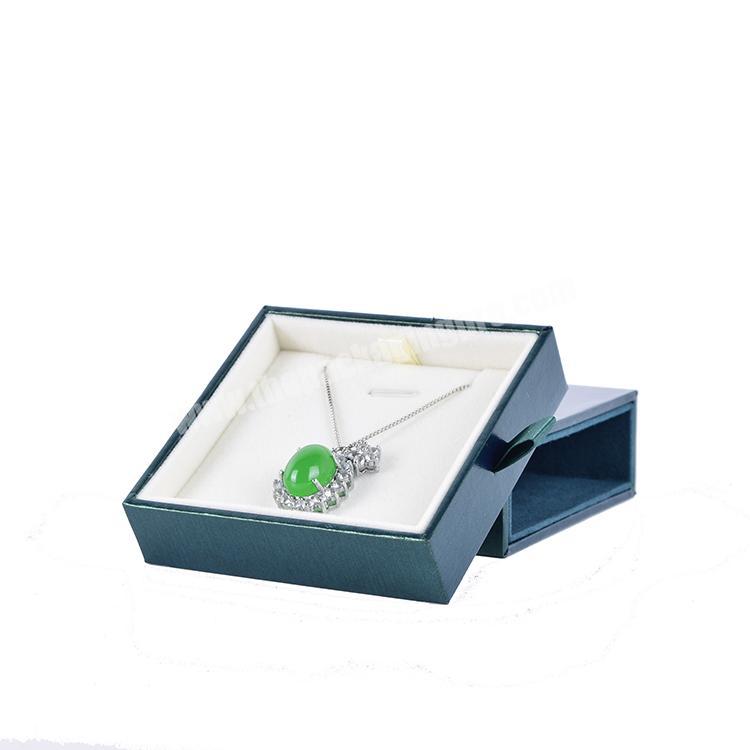 Factory direct pendant gift packaging jewelry plastic box
