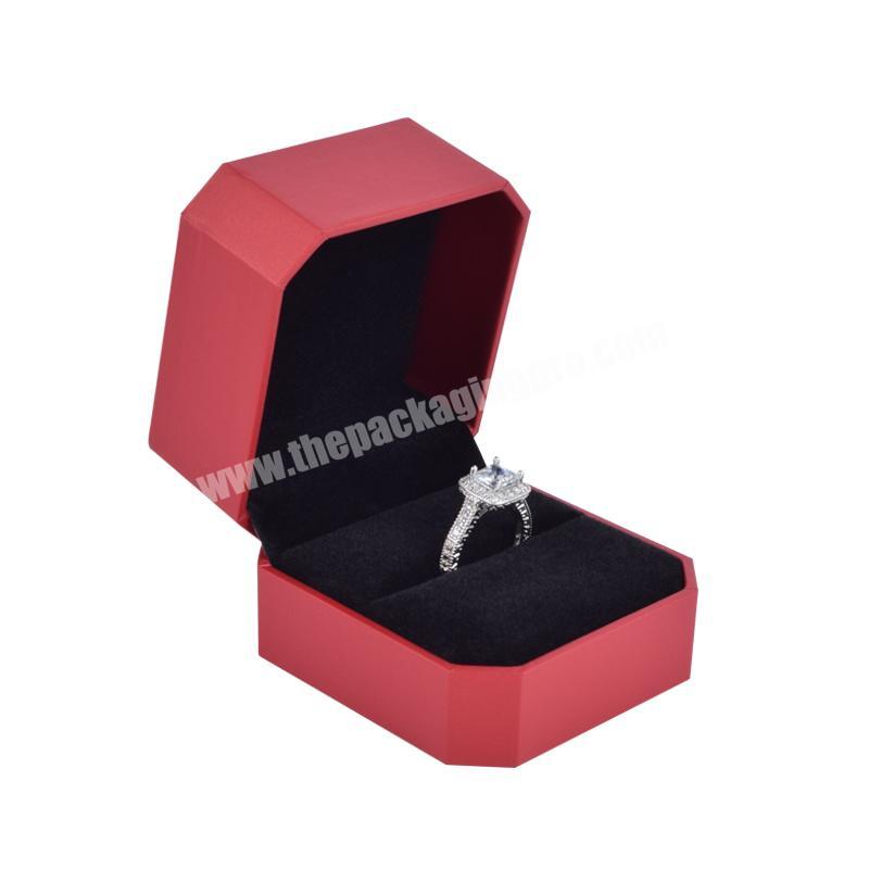 5x5x3.8cm jewelry box for engagement ring earrings plastic original red 7x9 cool multipurpose jewellery packing packaging