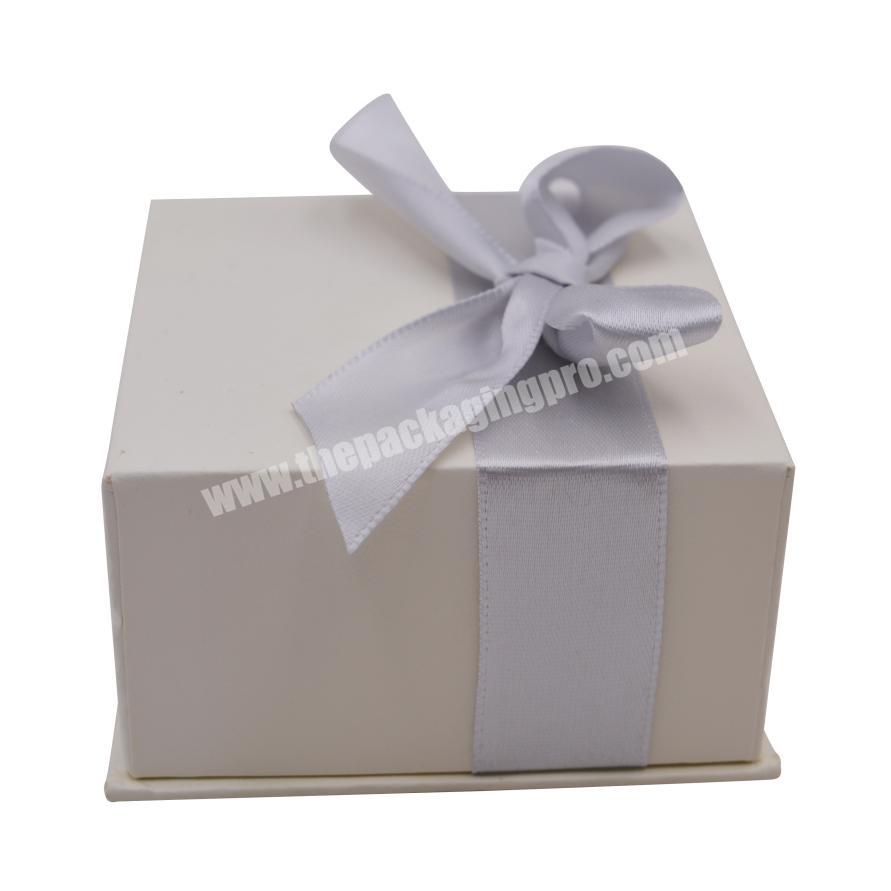 Custom paper gift box cardboard paper jewelry box ring box