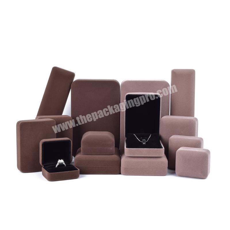 Wholesale High Quality Metal Brown Box Velvet Custom Jewelry Packaging