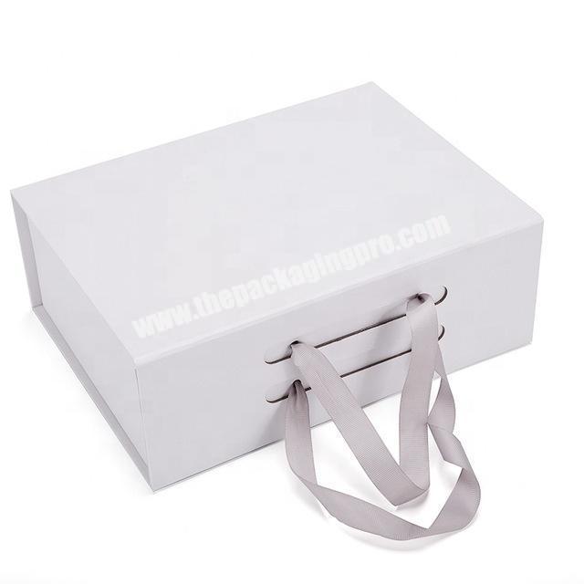 white clocor' luxury recycle low price custom logo cardboard shoes hadle' paper box