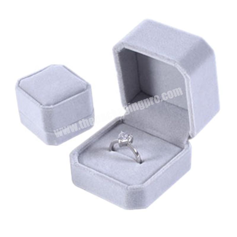 Cheap Wholesale Custom Necklace Ring Bracelet Bangle Pendant Jewelry pack With Logo