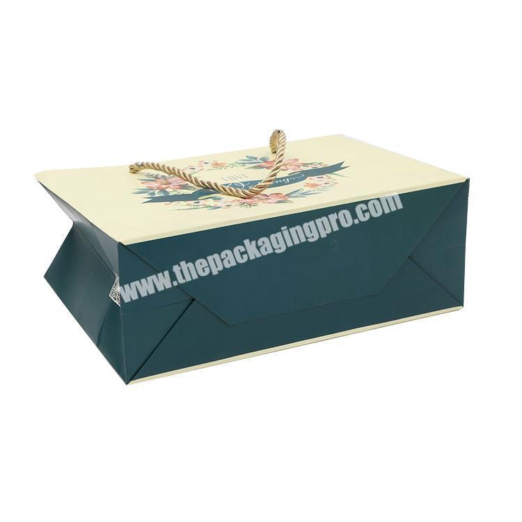 Gift Small Logo Customizer Rope Cutting Handle Paper Bag Wholesale fine paper bags