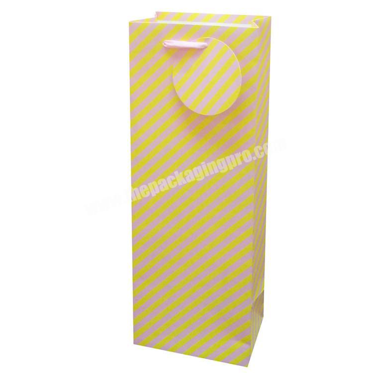 2019 Elegant Design Custom Color Foldable Cardboard Gift Paper Bag With Handles