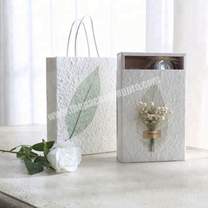 White Sliding Style Treture Paper Packaging Box Gift boxes Drawer Box with Flower