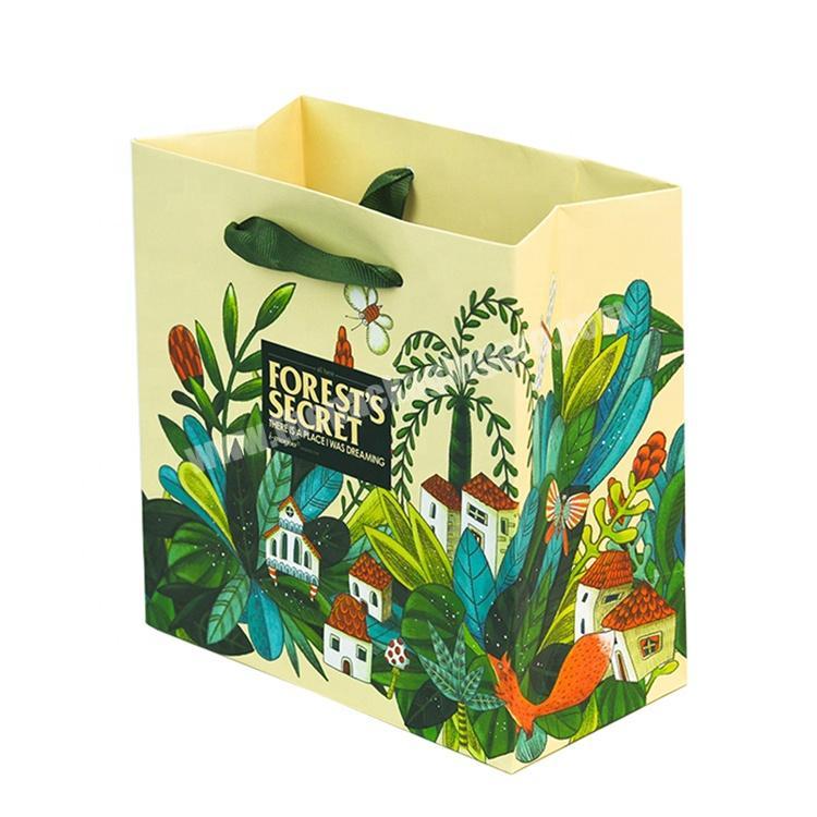 Top Standard Reasonable Price 2020 Latest Product Small Paper Gift Bag For Sale